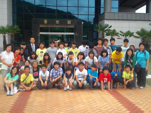 포항 신광중학교, 통영 LNG생산기지 견학