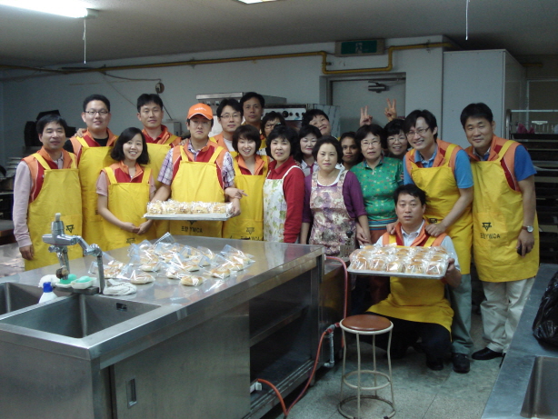 영남ES, '사랑의 빵 나누기' 봉사활동