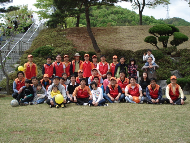 영남ES, 가족과 봉사활동