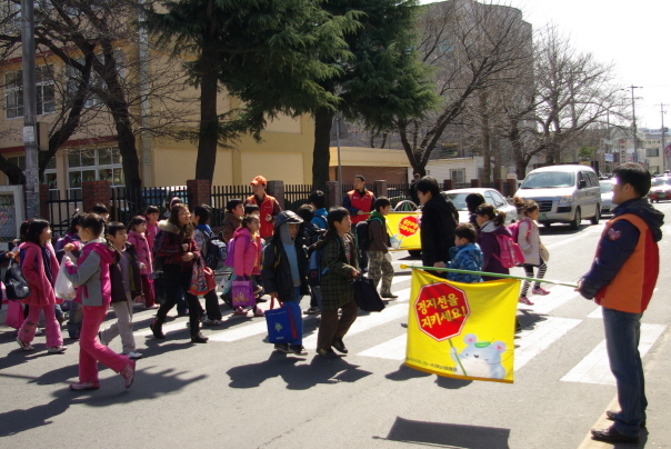 영남ES, '우리자녀지킴이' 봉사활동