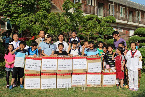 전북ES, 5월 가정의 달 선물전달 행사