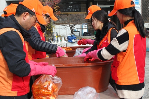 영남ES, 사랑의 김장나누기 행사 